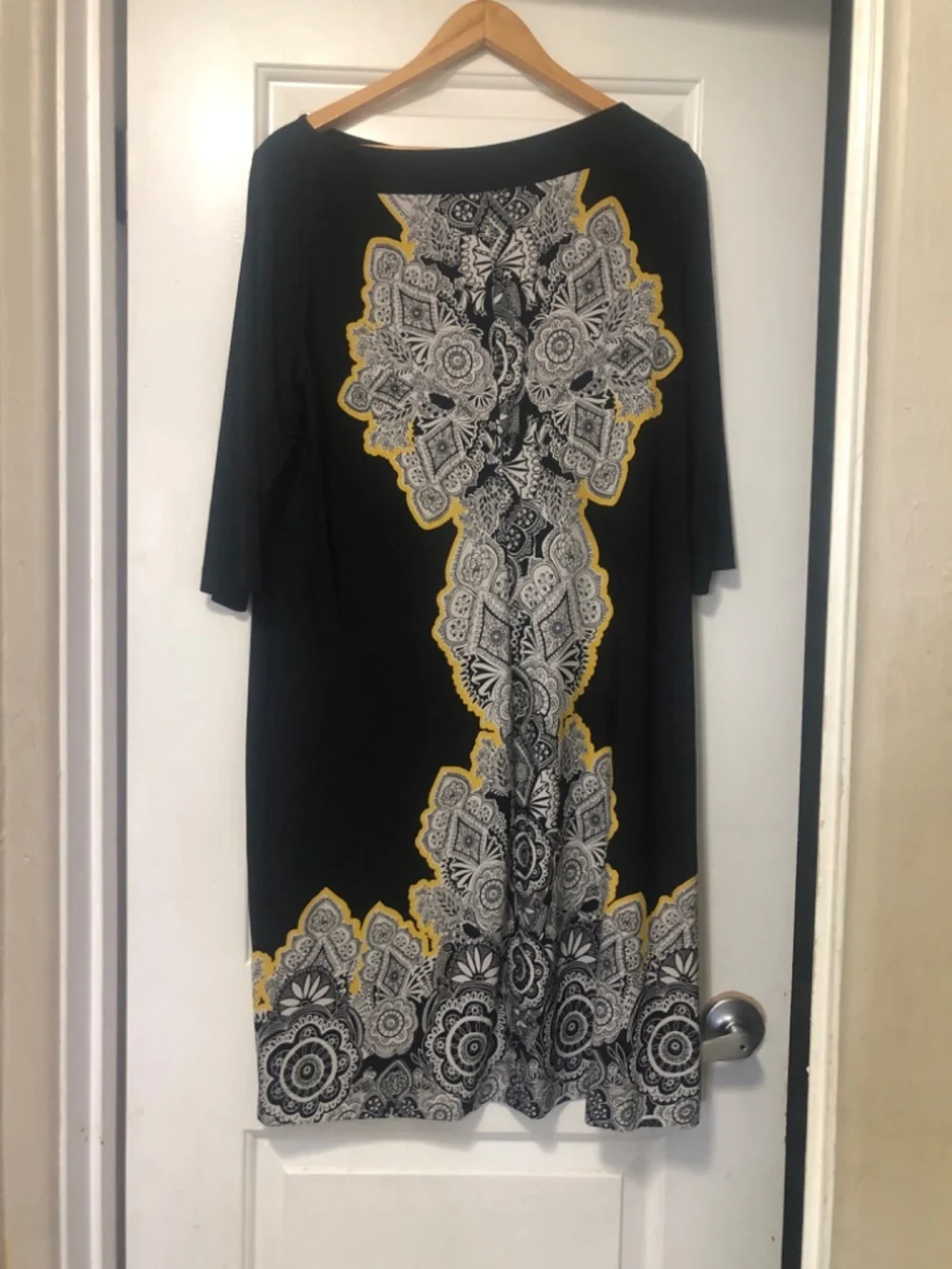 Soho Apparel Ltd Poly/Spandex Dress Size 16 - Picture 2 of 3